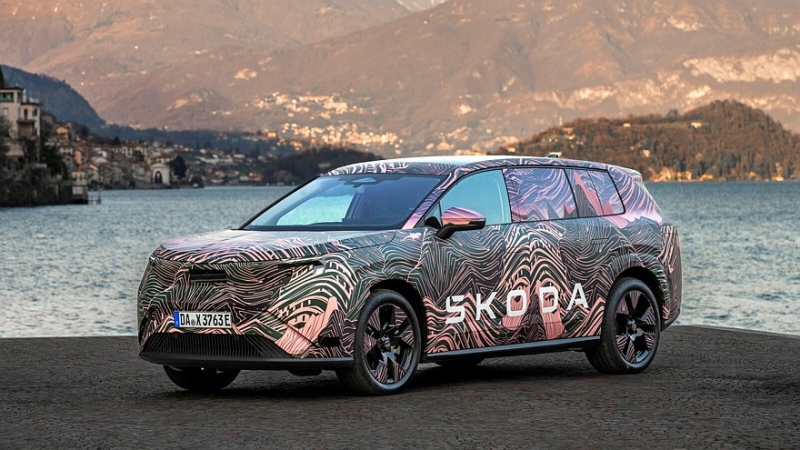 Флагманский трёхрядный кроссовер Skoda Peaq: официальные скетчи и дата премьеры
