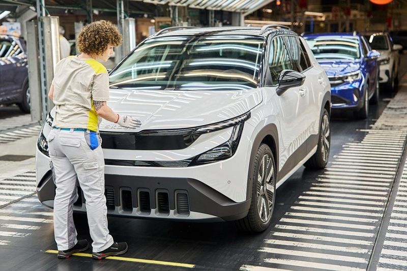 Стартовало серийное производство недорогого компактного кроссовера Skoda Epiq