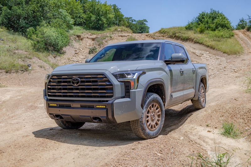 Большой пикап Toyota Tundra обзавёлся внедорожной версией Trailhunter