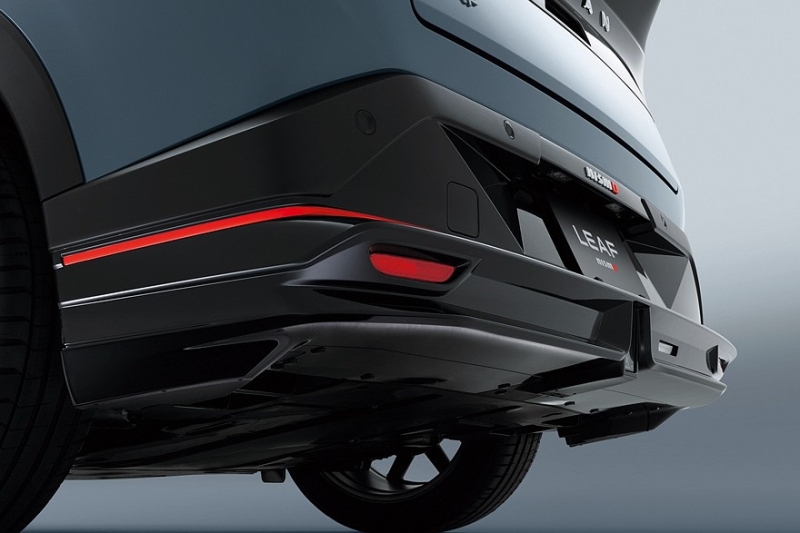 Представлен Nissan Leaf Nismo: агрессивнее, но не мощнее
