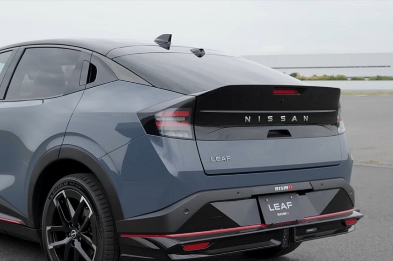 Представлен Nissan Leaf Nismo: агрессивнее, но не мощнее