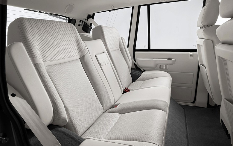 Уникальный Range Rover Classic Titan Silver в идеальном состоянии продадут на аукционе